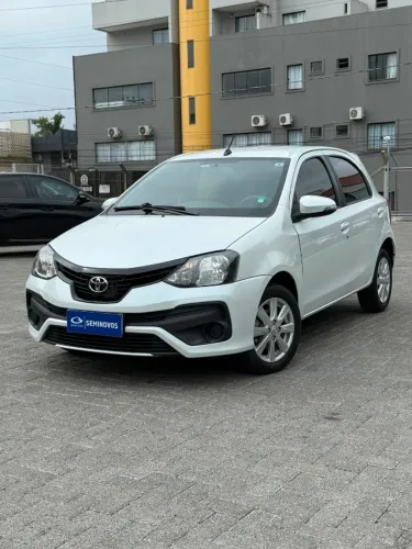 Toyota Etios X Plus 1.5 Flex 16V 5P Aut. 2021