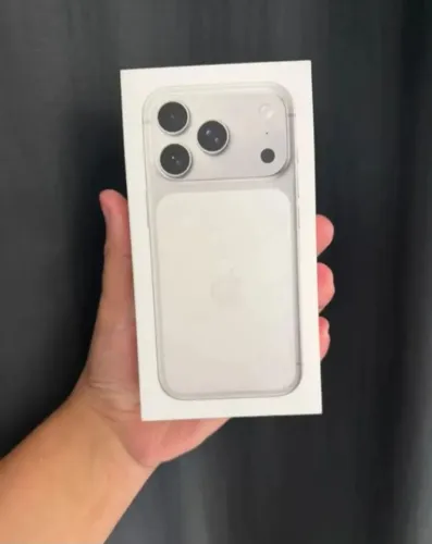 iPhone PRO MAX 17 - silver/prata 256GB - NOVO, COM NOTA e garantia Apple de 1 ano, 05/2027