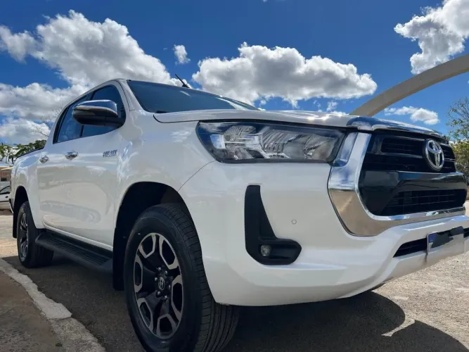 Toyota Hilux CD SRV 4X4 2.8 TDI Diesel Aut. 2022