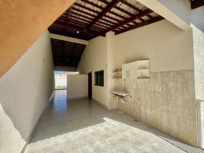 ALUGA-SE CASA - VILLAGE SANTA RITA 1
