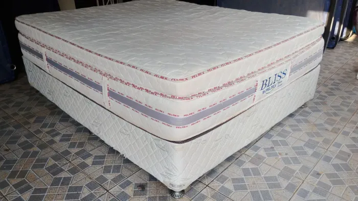 Cama box