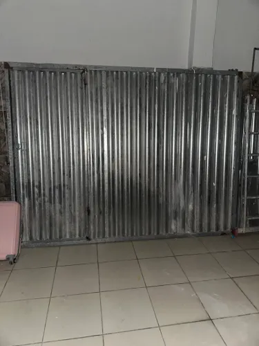 Portão de ferro
