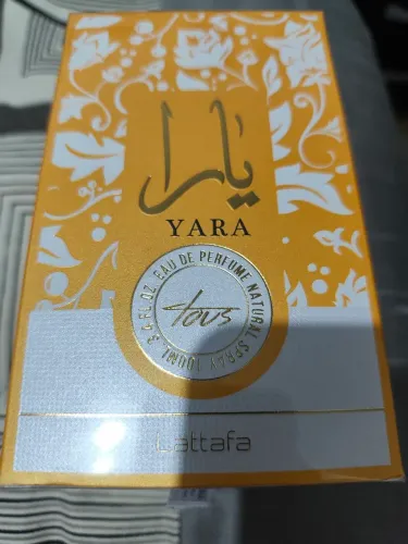 Yara Tous, da prestigiada marca árabe Lattafa Perfumes... PERFUME ÁRABE NOVO LACRADO TOP.