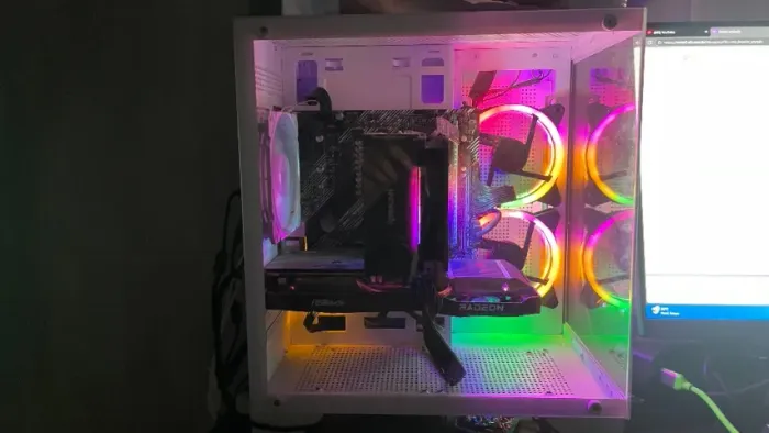 PC GAMER Ryzen 5 5500 + RX 6600 8GB + 16GB RAM Preço: R$ 2.900 aceito proposta