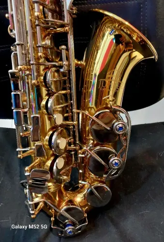 Saxofone alto Jupiter CES 760 lll Capital Edition