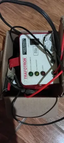 CARREGADOR DE BATERIAS AUTOMOTIVO