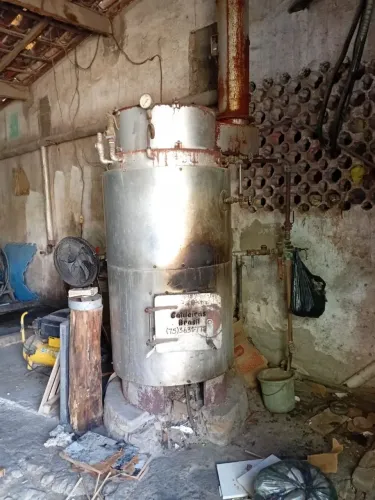 Vendo Laticínio completo com caldeira e câmara fria