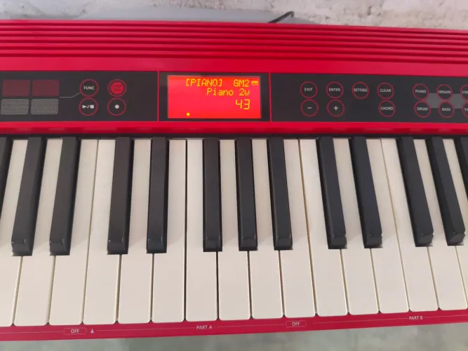 Teclado Roland Go Keys