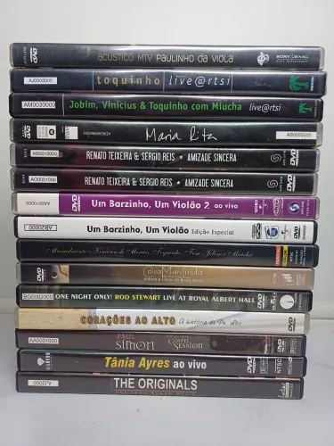 Lote DVDS 15 unidades musicas