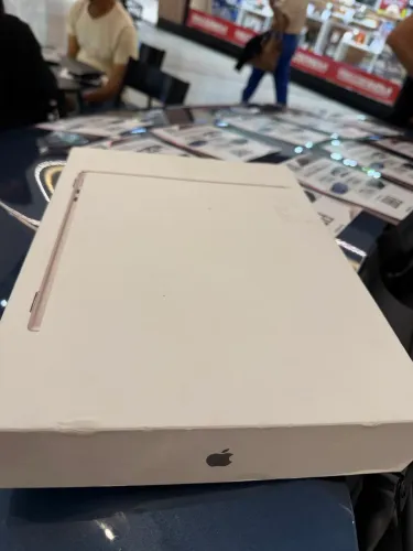 Macbook Air m4 16gb LACRADO/SILVER