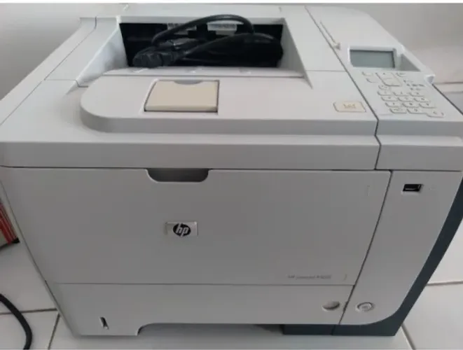 Impressora Hp LaserJet P3015 ( funcionando )