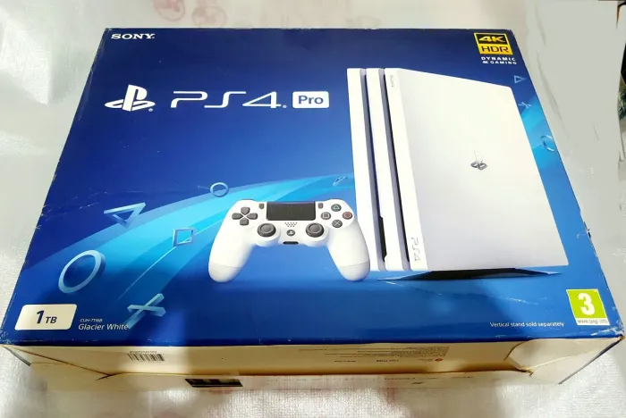 PS4 PRO BRANCO 1 TERA NOVO COMPLETO IMPECÁVEL NA CAIXA DESBLOQUEAVEL FW 9.00 PLAYSTATION 4