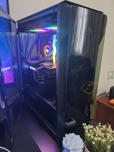 PC Gamer Ryzen 5 + RTX 4070 SUPER | 2TB SSD + Kit Gamer RGB