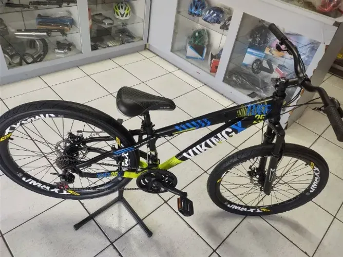 Bicicleta Viking alumínio reforçado modelo Tuf 25 21V aros V. max usada em estado de nova