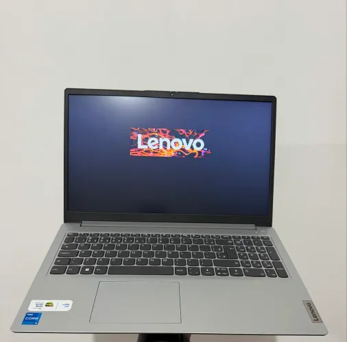 Notebook Lenovo Ideapad 1 i5 12th gen, memória 16gb ddr4, Ssd Nvme 512gb (Aceito cartão)