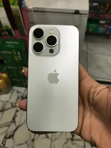 VENDO IPHONE 15 PRO