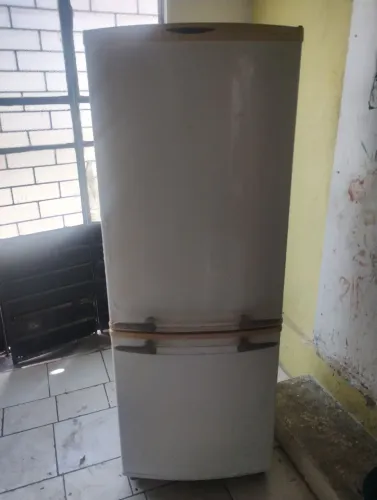 Geladeira Brastemp inverter gelo seco 318 litros original de fábrica