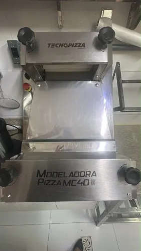 Modeladora industrial de pizza tecnopizza MC-40