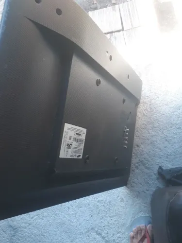 TV PRA RETIRADA PEÇAS