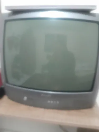 Tv tubo PHILIPS PEGA PERFEITAMENTE 