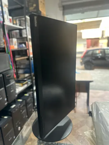 Monitor Lenovo 22 Full hd articulado borda infinita 
