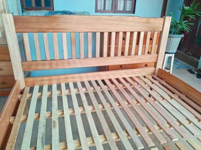 Cama queem nova
