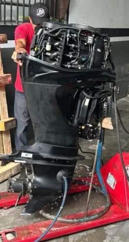 Motor Mercury 60HP Sea Pro - Seminovo
