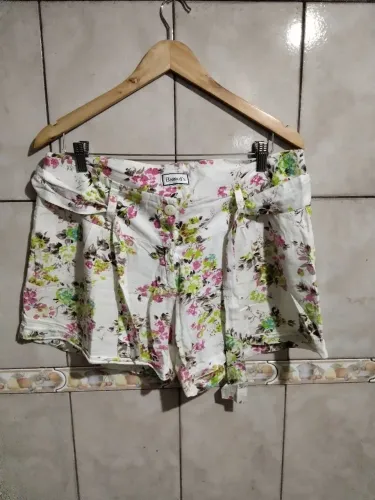 Shorts feminino barreds