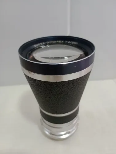 Lente voiglander super-Dynarex 1:4/200