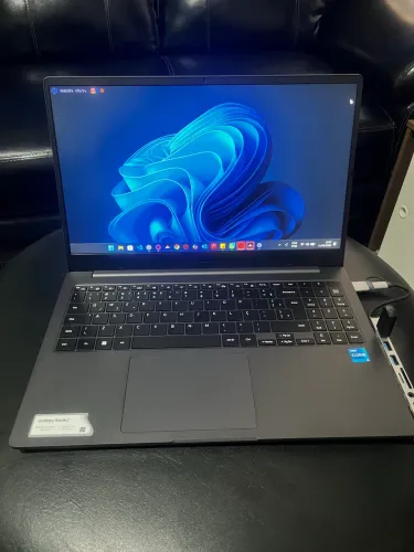 NOTEBOOK SAMSUNG BOOK2 i5 12ª GERAÇÃO - IMPECÁVEL!