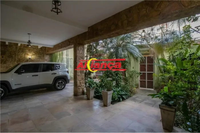 CASA COM 4 QUARTOS E 3 SUITES PARA ALUGAR, 450M² - JARDIM MAIA - GUARULHOS/SP