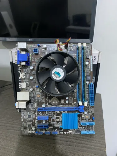 Kit Intel core i3 3240 4gb placa mãe Asus