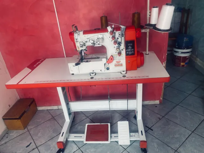 Máquina de costura goleira, eletrônica