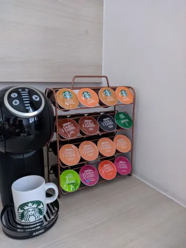 Cafeteira Dolce Gusto S Genius Plus GRÁTIS suporte de capsulas (SOMENTE PIX)