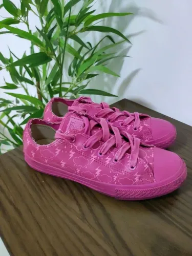 tênis all star converse chase, tamanho 35, na cor rosa pink.