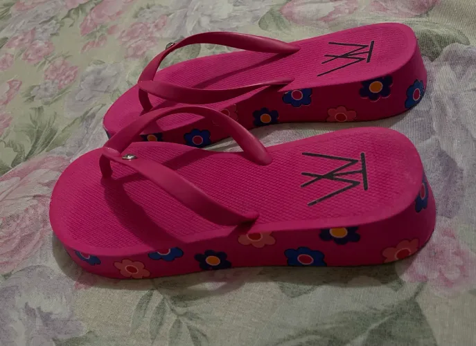 Chinelo Plataforma Tribo Moderna - Tam. 34
