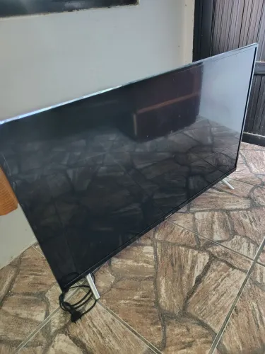 Smart TV SEMP 42 pol (TELA QUEBRADA)