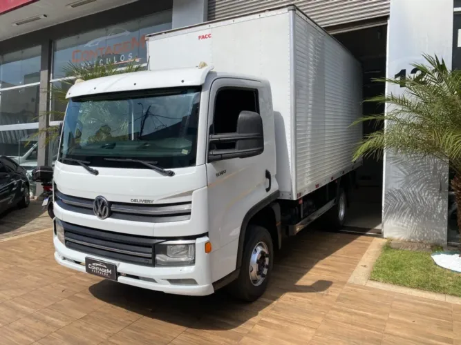 Volkswagen 11.180 2021