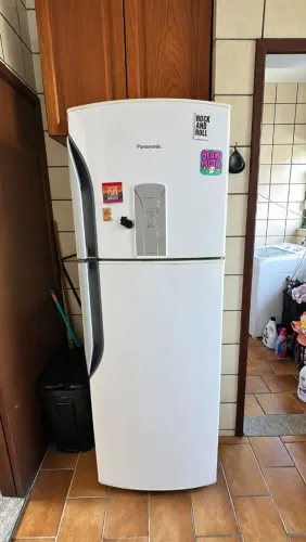 Geladeira Panasonic 387 litros