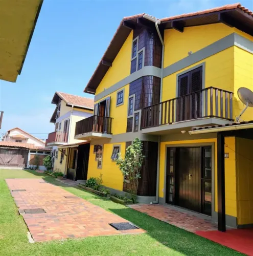 CASA NA PRAIA DO PERÓ - CABO FRIO