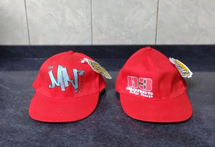 Boné de Manos