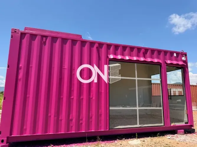 Lavanderia em container pronta para iniciar a operação