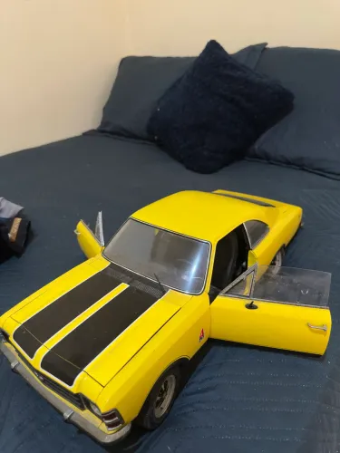Miniatura opala ss escala 1/8