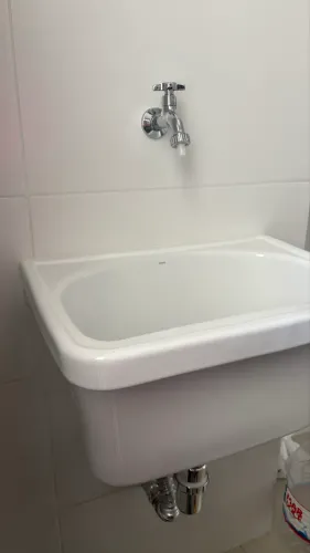 Vende-se Tanque Branco DECA