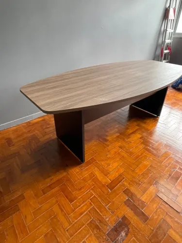 MESA DE REUNIAO SEMIOVAL 2.20x1.10 LOJA IKONOFFICE