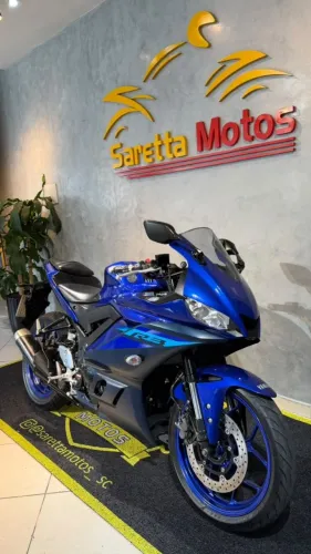 Yamaha YZF R-3 321 2025