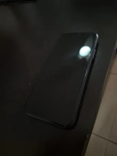 Celular IPhone 11