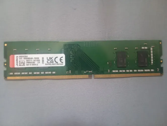 Memória RAM DDR4 8GB Kingston 3200MHz