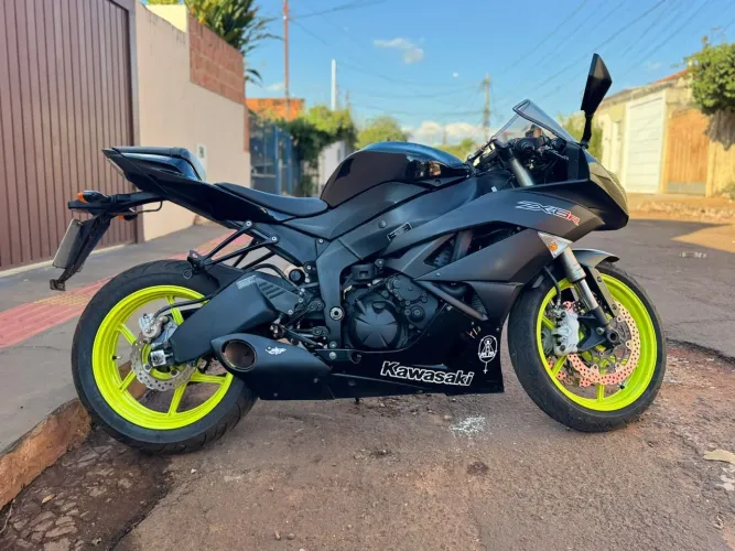 Ninja Zx6r 