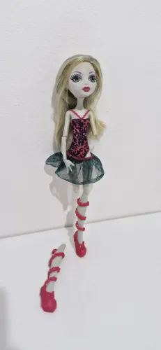 Monster High Lagoona Blue Dance Class